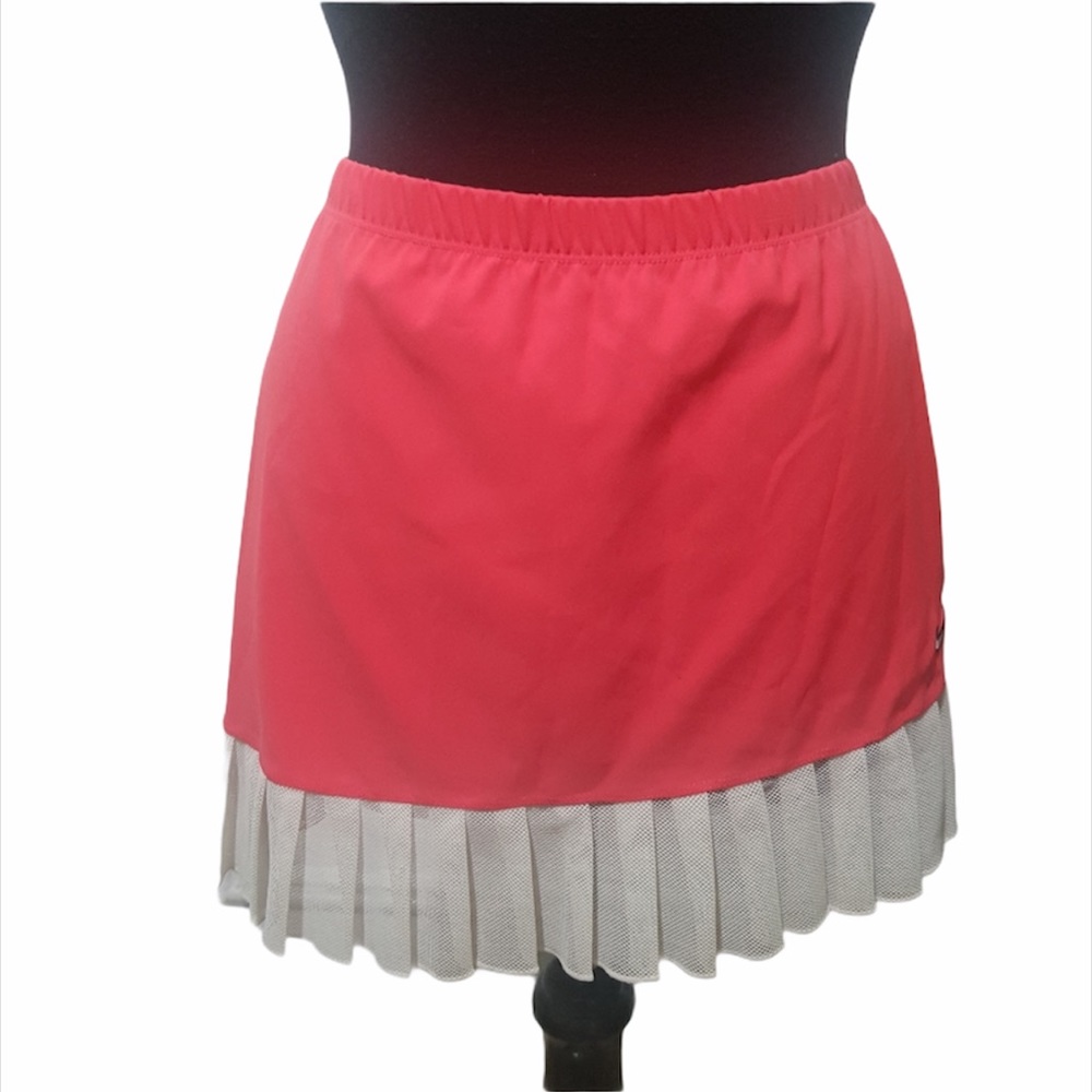 Nike tennis skirt  Pink with lace trim. Size: L